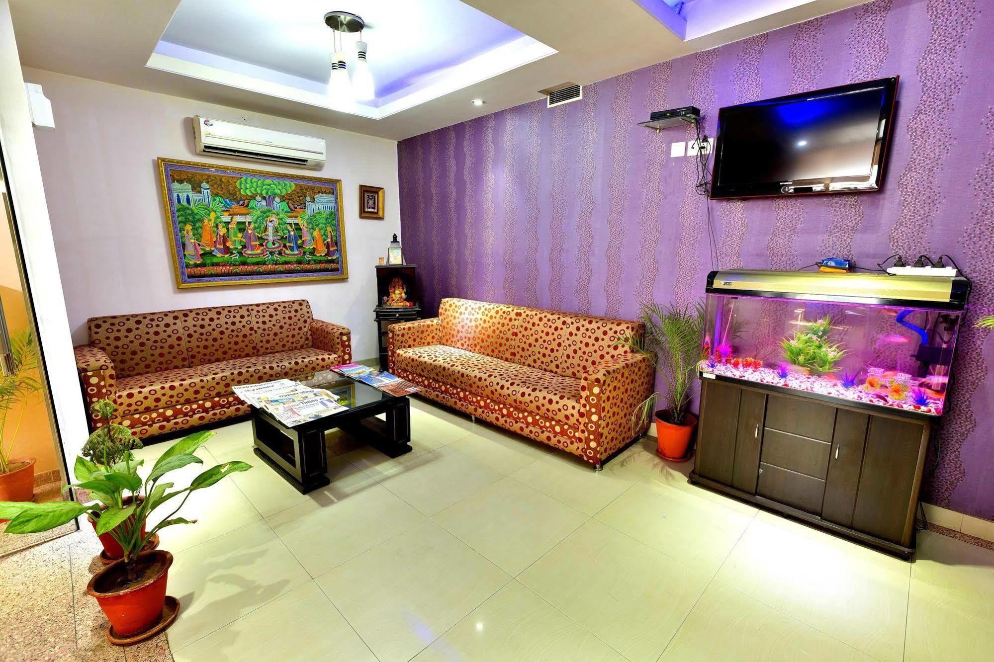 Hotel Ananta Inn ชัยปุระ ภายนอก รูปภาพ